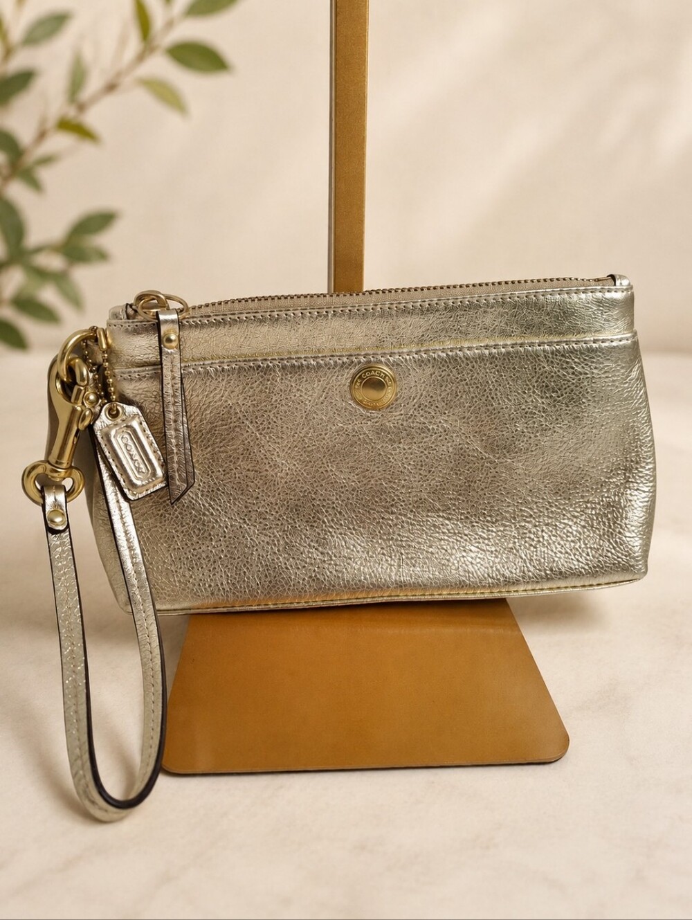 Coach Metallic Gold Pebbled Leather Large Wristlet Clutch EUC
